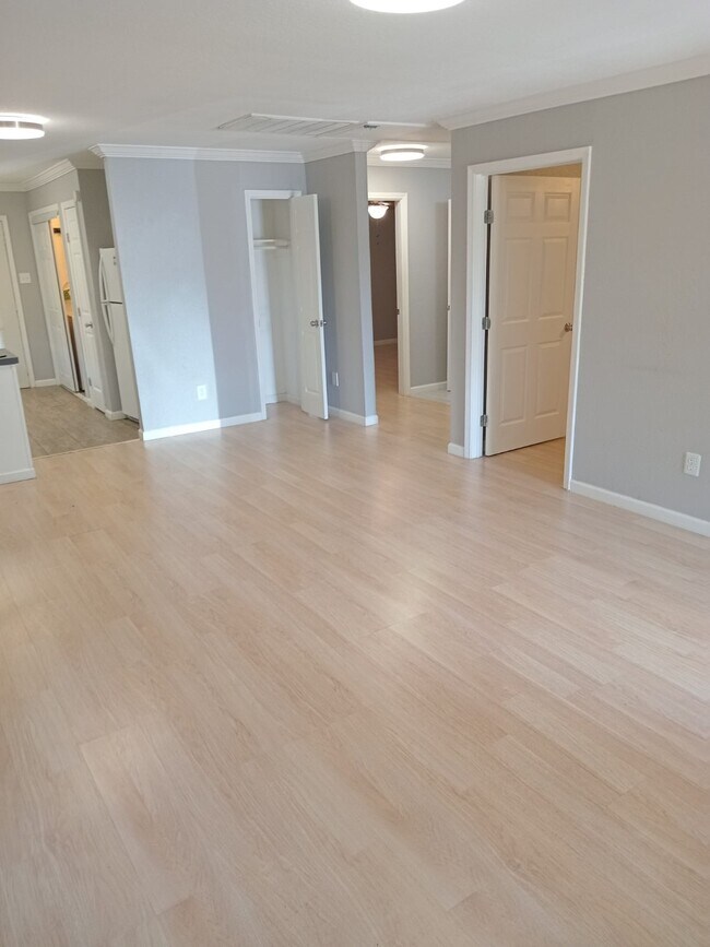 Foto del edificio - 11811 Greenmesa Dr