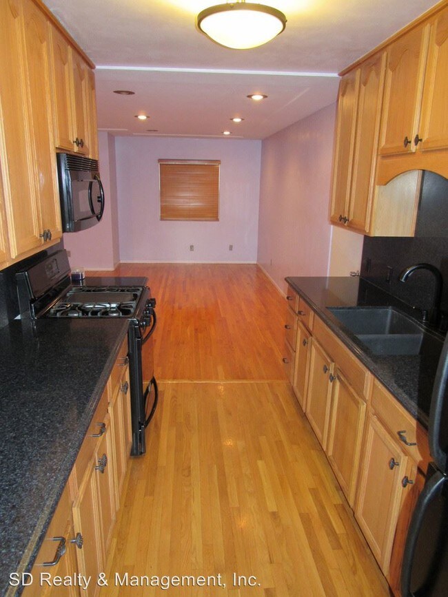 Building Photo - 3 br, 2 bath House - 4664 51st Street