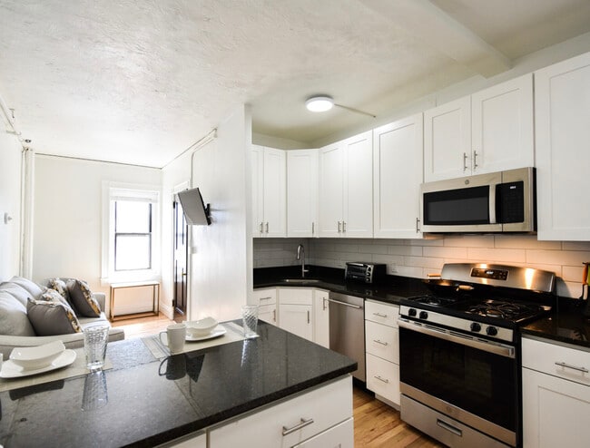 Building Photo - Westland & Hemenway Apartments