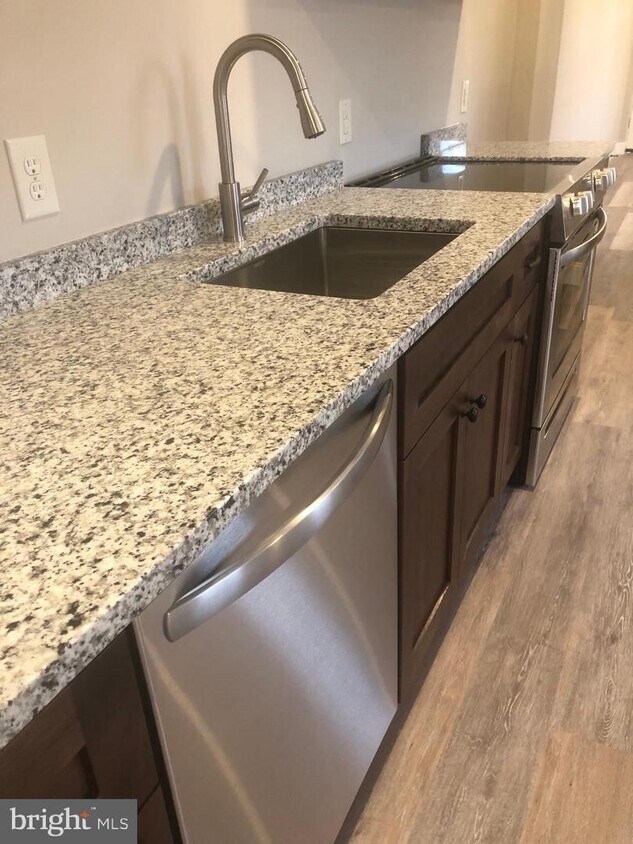 8 Hillside St, Mohnton, PA 19540 Townhome Rentals in Mohnton PA