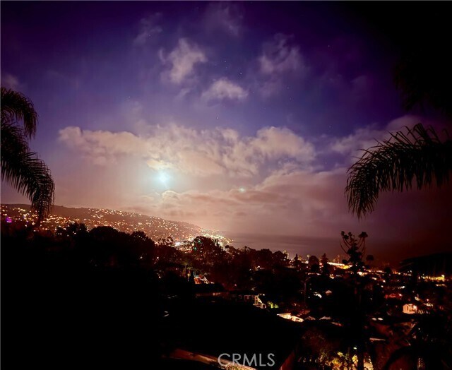Foto del edificio - 570 Allview Terrace