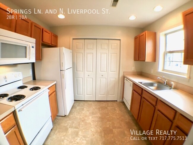 Foto del edificio - 85 Springs Ln