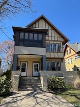 Building Photo - 814 Orange St