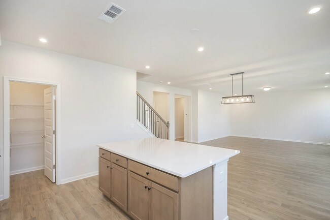 Foto del edificio - 5401 Zinnia Ln