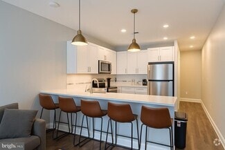 Building Photo - 168 Haddon Ave