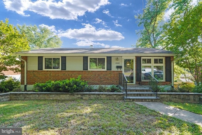 Building Photo - 6369 Edsall Rd