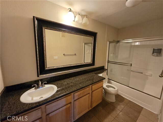 Building Photo - 2275 Del Mar Way