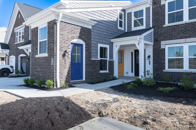 Building Photo - LIKE NeW Fisher Homes Condo Per Rent is $1849.00