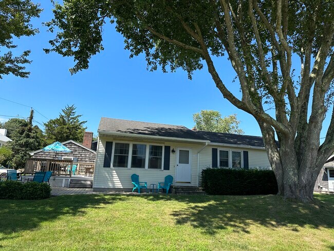 Foto del edificio - 100 Hull St