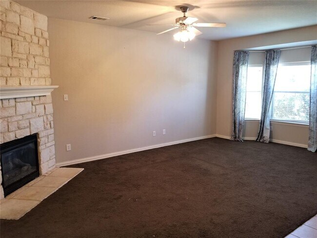 Building Photo - 1416 Hunters Glen