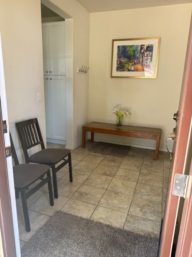 Foto del edificio - 9137 Arbol del Rosal Way