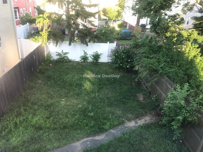 Foto del edificio - 198 Sherman St