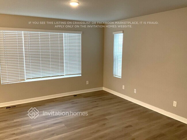 Building Photo - 10046 Luneth Dr