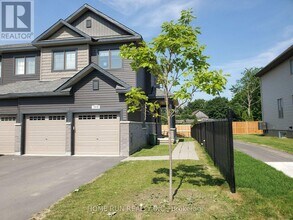 Building Photo - 1018 Cedar Creek Dr