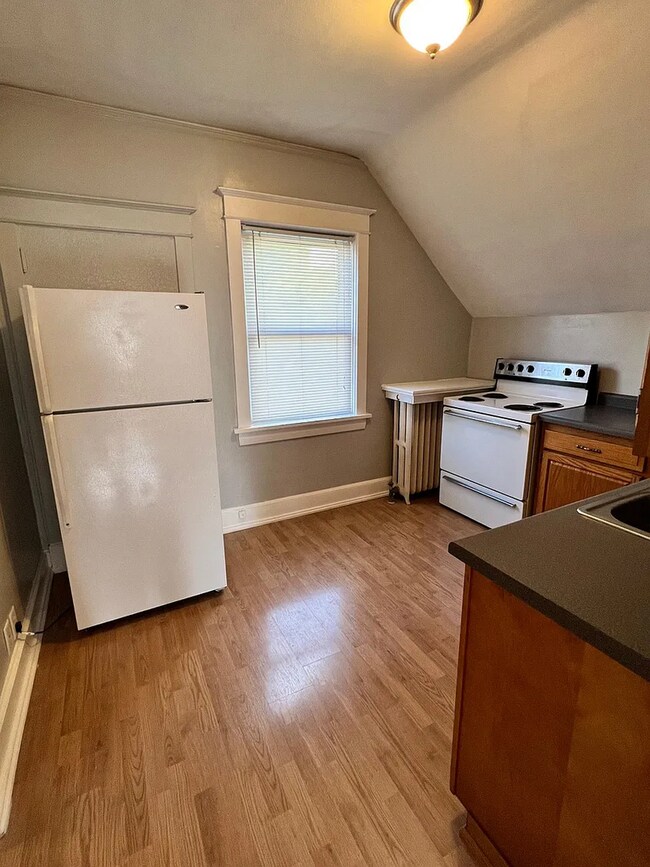 Foto del edificio - 4813 W 5th St