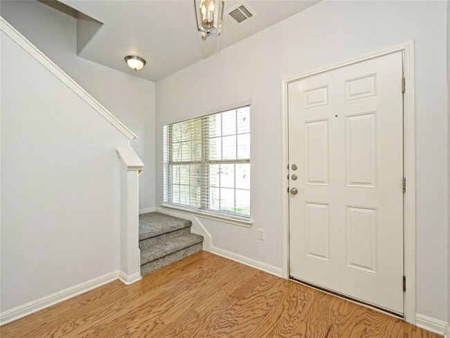 Building Photo - 1611 Airedale Rd