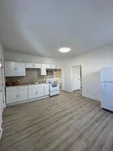 Building Photo - 172 Pearl St Building Photo - 172 Pearl St