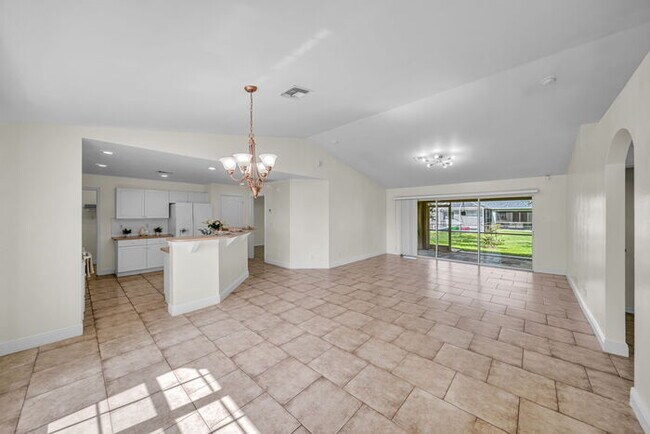 Foto del edificio - 2724 SW 2nd Ave