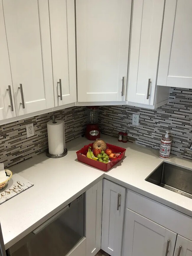 Photo du bâtiment - 212 Forbes Av