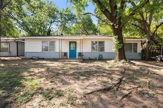Building Photo - 1704 Joyce St