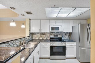 Building Photo - 5011 Wiles Rd