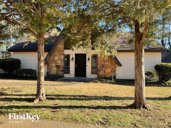 Building Photo - 6041 Colonyhill Dr