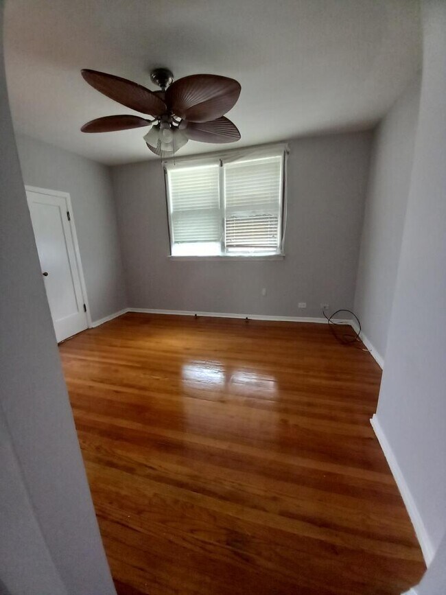 Foto del edificio - 5708 S Honore St