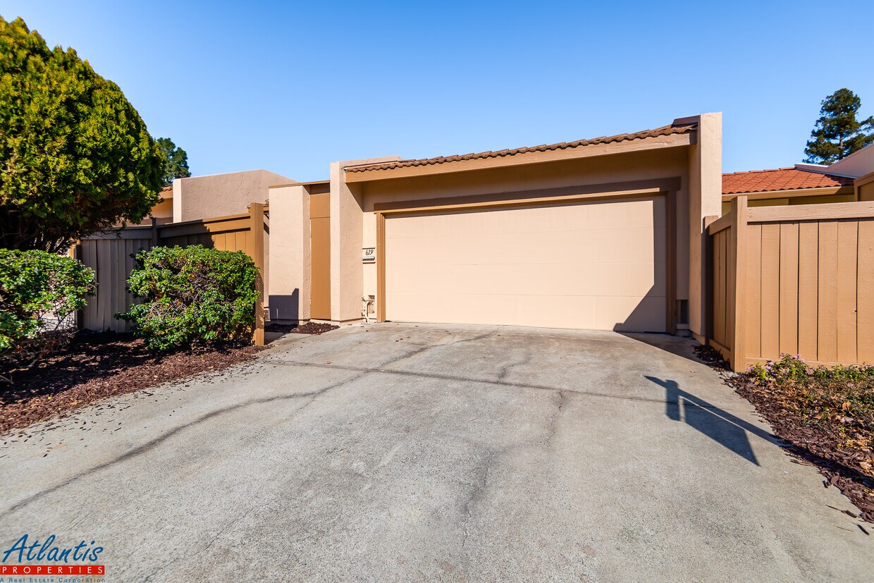 619 Cypress Ln Unit 619, Campbell, CA 95008 Condo for Rent in