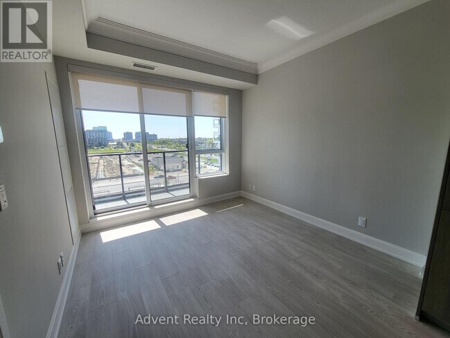 Building Photo - 18 Water Walk Dr