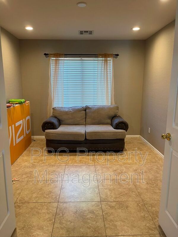 Foto del edificio - 14848 147th Dr