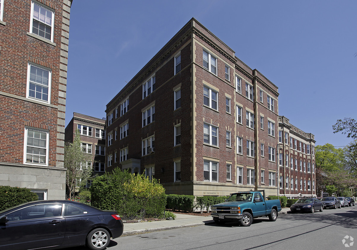 Building Photo - The Martin