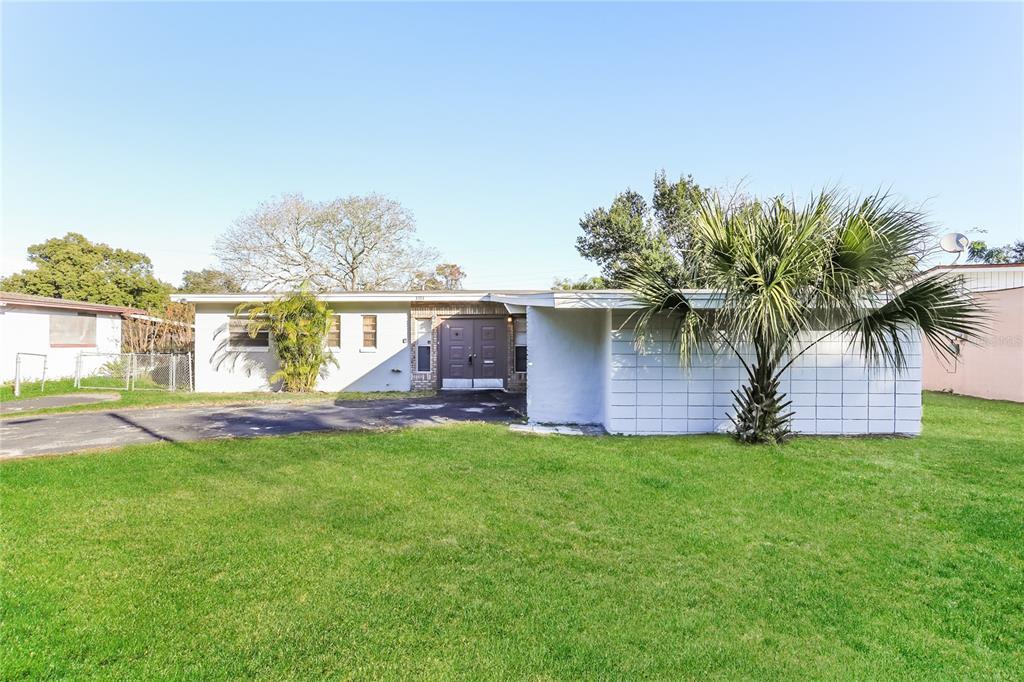 Primary Photo - 3703 Sutton Dr