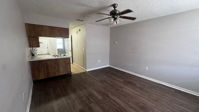 Building Photo - 979 BERKLEY ROAD Unit #3, AUBURNDALE, Flor...