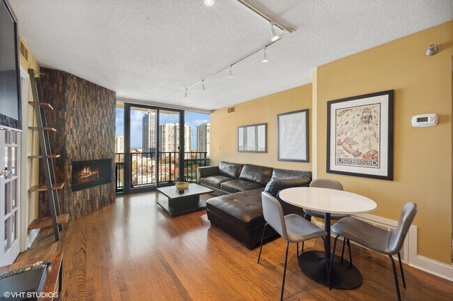 Foto del edificio - 1309 N Wells St