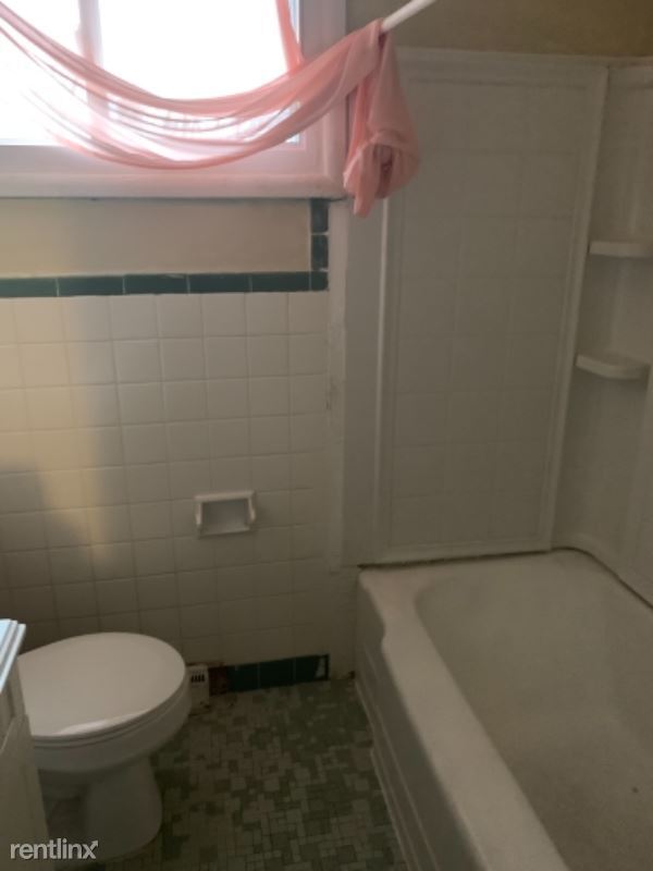Foto del edificio - 3 br, 2 bath House - 6024 crooked creek drive