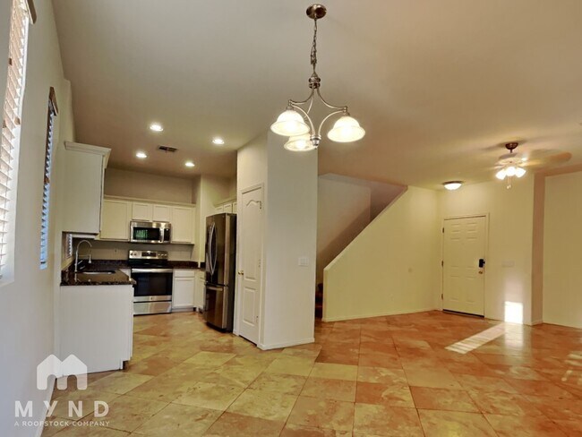 Foto del edificio - 7501 S 14th St