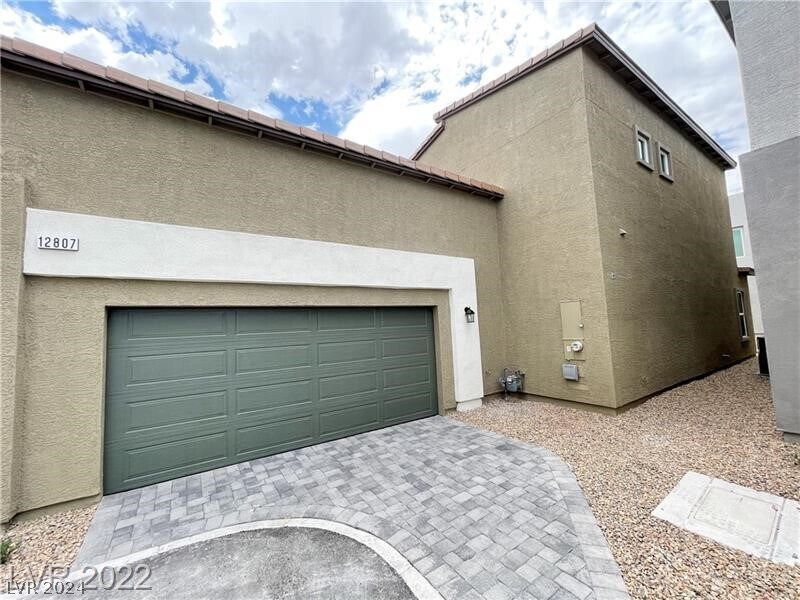 12807 Cambria Dunes Ct, Henderson, NV 89044 Townhome Rentals in