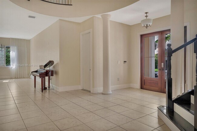 Building Photo - 7980 SW 195th Terrace