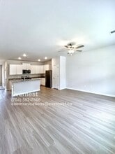 Building Photo - 2174 Willow Gln Dr