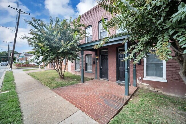 Foto del edificio - 1834 Parkwood Ave