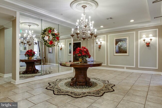 Foto del edificio - 2111 Ganton Green