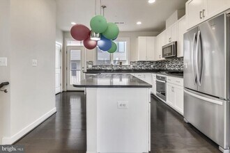 Building Photo - 8060 Red Hook St