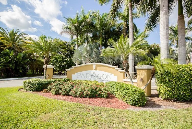 Foto principal - 751 N Pine Island Rd