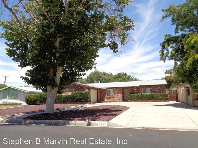 Foto del edificio - 4 br, 2 bath House - 43634 Gadsden Avenue