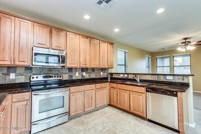 Foto del edificio - 869 E Doral Ct