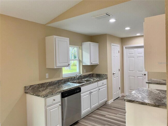 Foto del edificio - 1836 NW 21st St