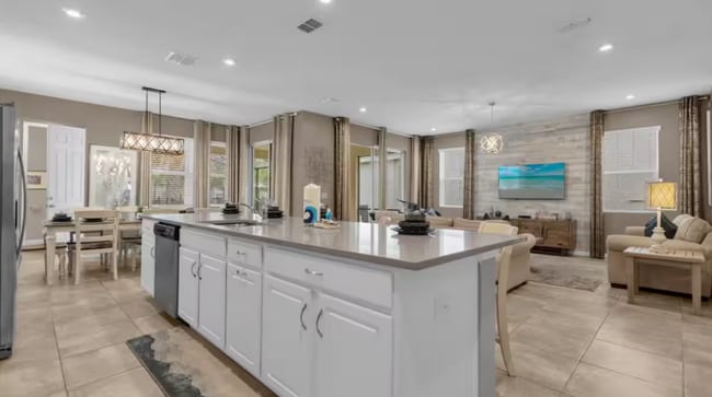 Building Photo - 8947 Amelia Downs Trail