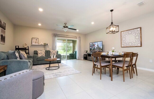 Foto del edificio - 4764 Coral Castle Dr.