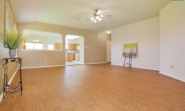 Building Photo - 242 Lottie Ln