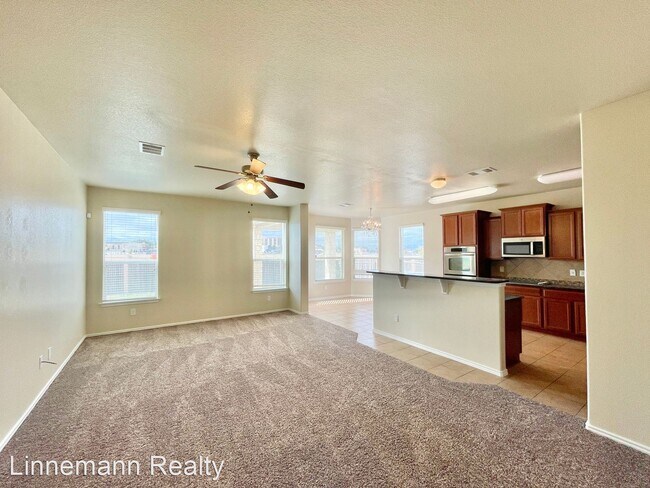 Foto del edificio - 5 br, 2.5 bath House - 2503 Black Orchid D...